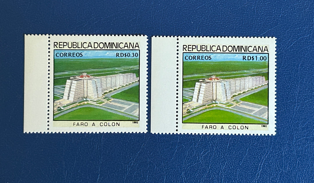 Dominican Republic Sc 1123-4 Columbus Mausoleum (Lighthouses) 1992 MNH**
