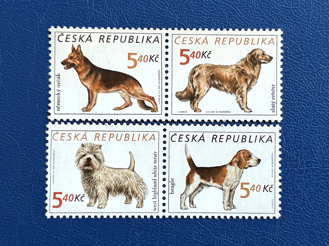 Czech Republic - 2001 - Dogs (fauna) - MNH**
