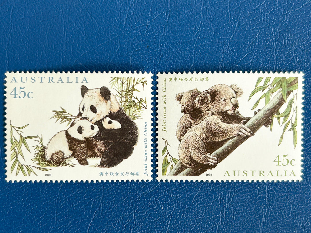 Australia - 1996  - Australia/ China Joint Issue (fauna)- MNH**