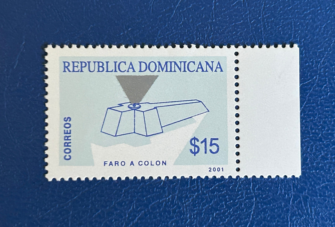 Dominican Republic Sc 1375 Columbus Mausoleum (Lighthouses) 2001 MNH**
