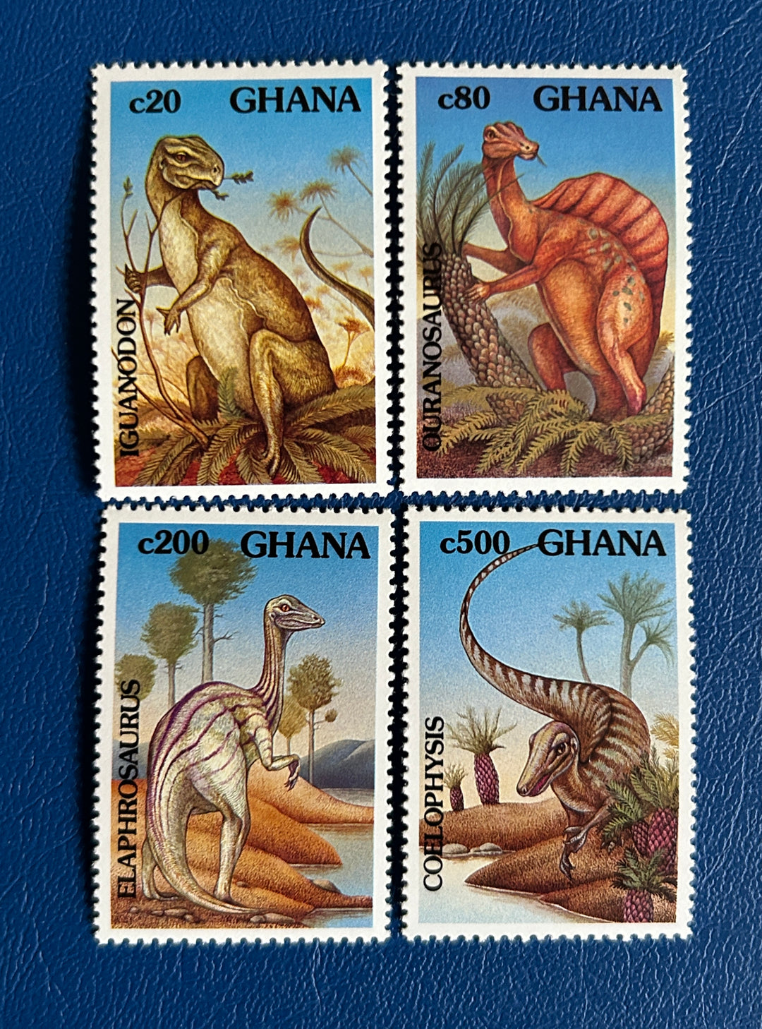 Ghana - 1992 - Dinosaurs - MNH**