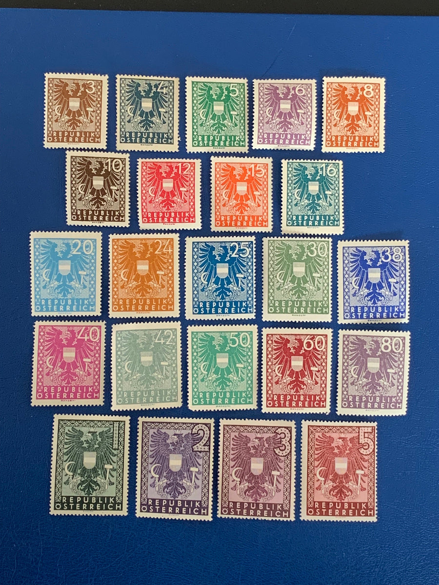 Austria - Original Vintage Postage Stamps - 1945 - New National Arms - for the collector, artist or crafter