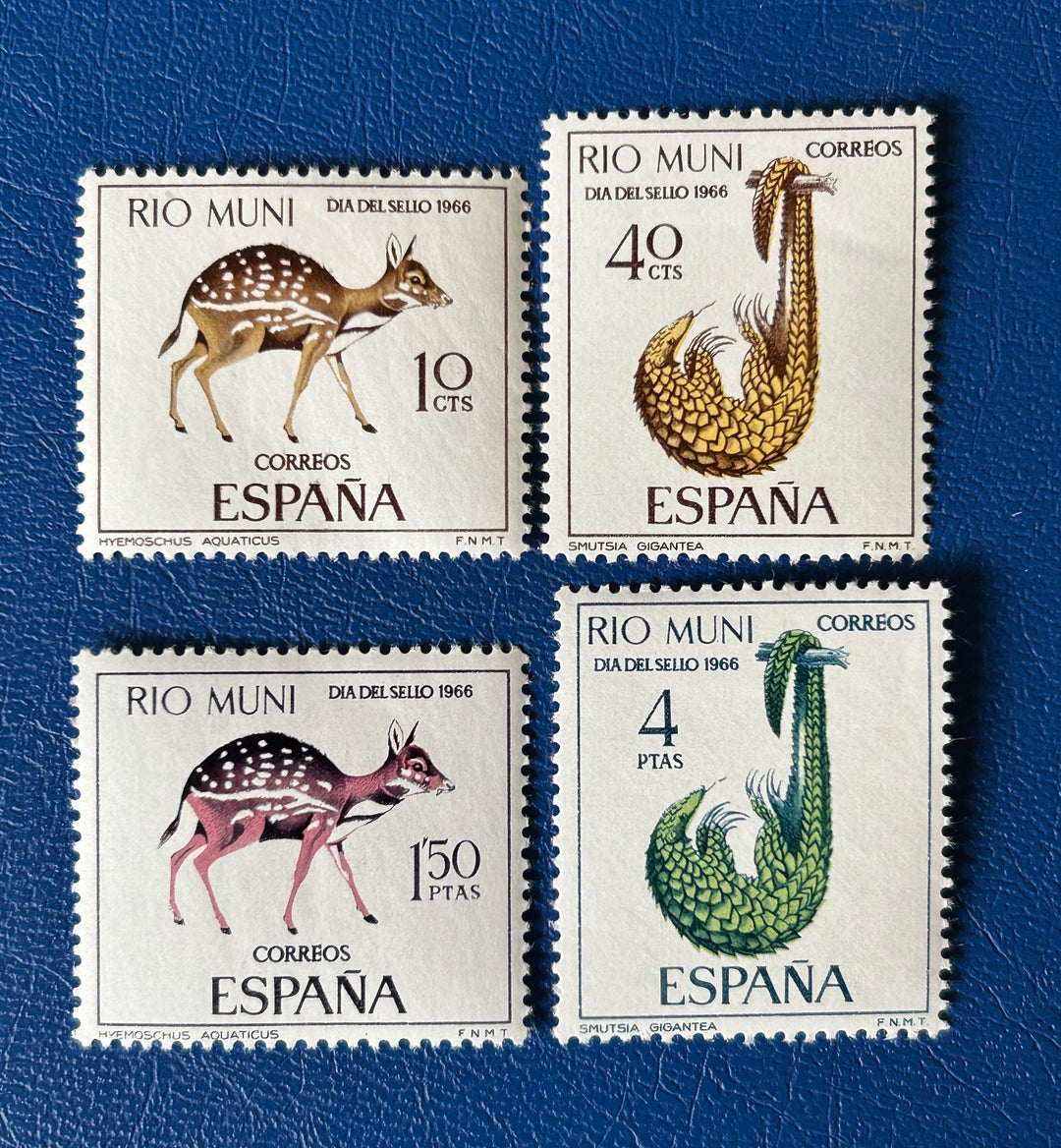 Spanish Rio Muni- Original Vintage Postage Stamps- 1966 - Stamp Day: Fauna - for the collector, artist, crafter