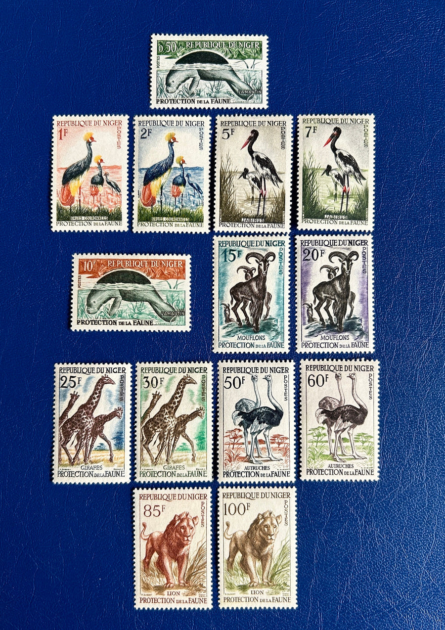 Niger - Original Vintage Postage Stamps- 1960 - Animal Protection - for the collector, artist or crafter