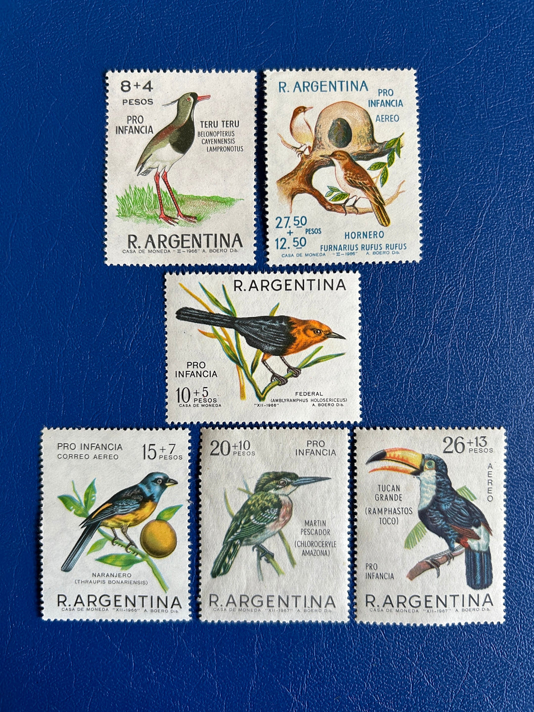 Argentina - Original Vintage Postage Stamps- 1966/67 - Pro Infancia: Birds - for the collector, artist or crafter