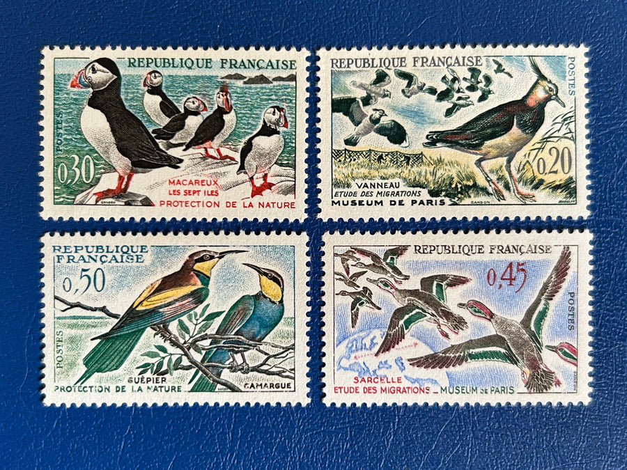 France - Original Vintage Postage Stamps- 1960 - Birds - for the collector, artist or crafter