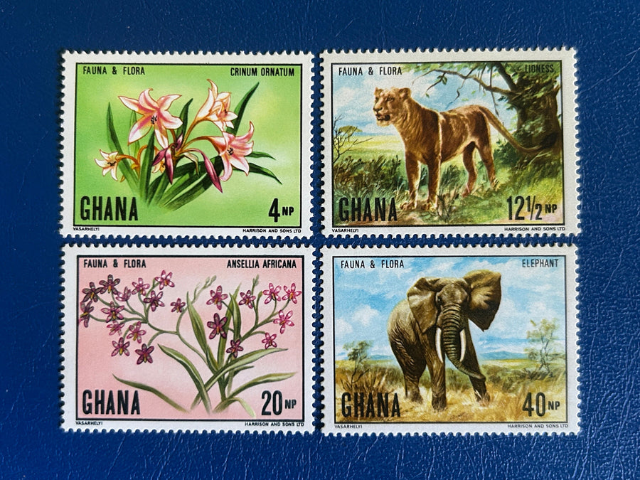 Ghana - Original Vintage Unused Postage Stamps- 1970 - Native Plants & Animals - for the collector, artist or crafter