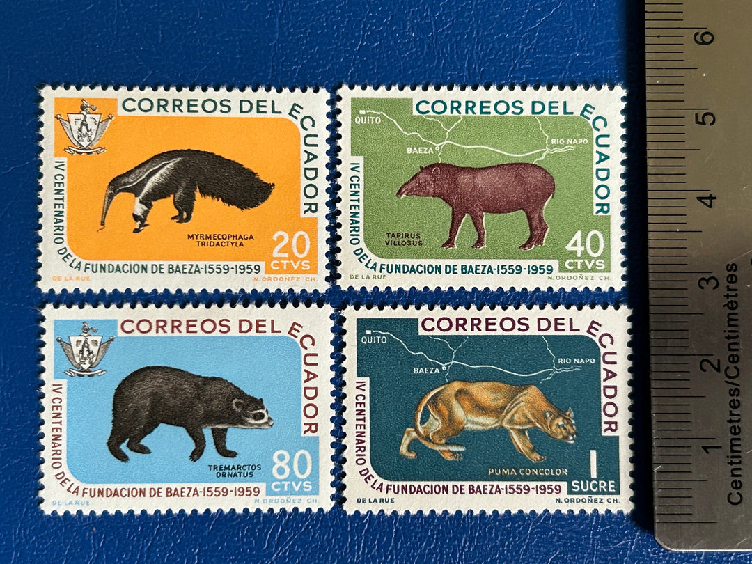 Ecuador - Original Vintage Postage Stamps- 1960 - Fauna - for the collector, artist or crafter