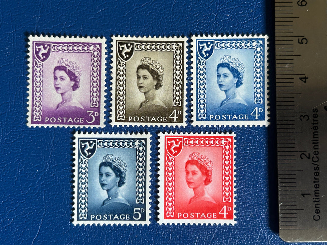 Isle of Man - Original Vintage Postage Stamps - 1969 - Queen Elizabeth II - for the collector, artist or crafter