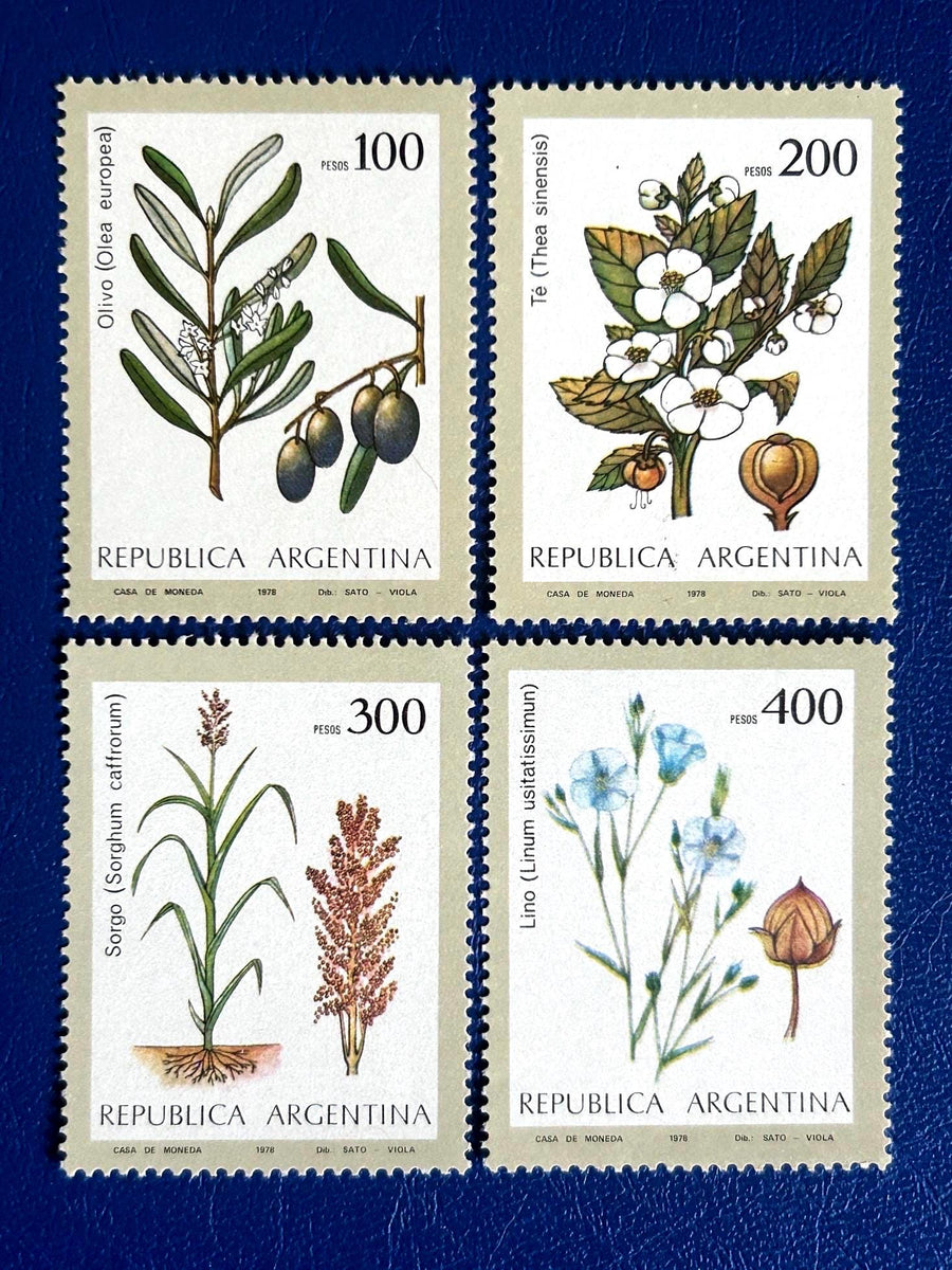 Argentina - Original Vintage Postage Stamps- 1979 Agricultural Plants - for the collector, artist or crafter