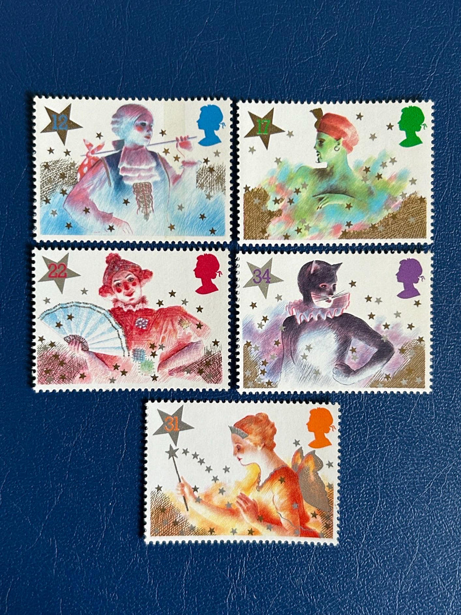 United Kingdom - Original Vintage Postage Stamps - 1985 - Christmas: Pantomime Characters - for the collector, artist or crafter