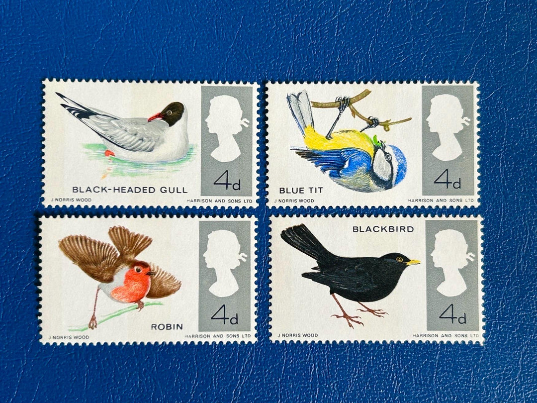 England - Original Vintage Postage Stamps - 1966 - Birds - for the collector, artist or crafted