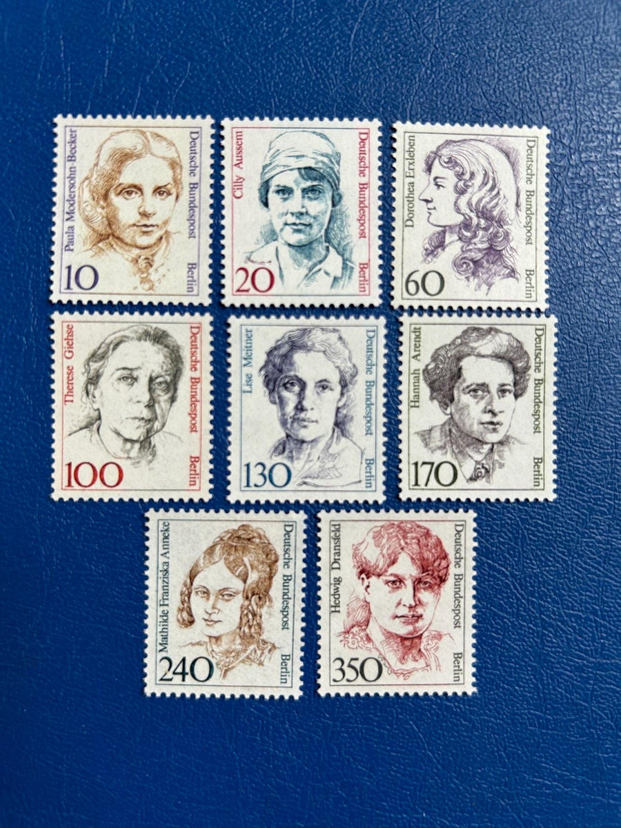 Germany (Berlin) - Original Vintage Postage Stamps - Important Women - 1988- for the collector, artist or crafter