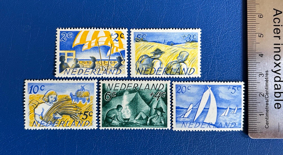 Netherlands - Original Vintage Postage Stamps- 1949 - Summer Stamps - for the collector, artist, or crafter