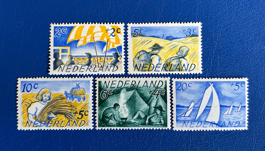 Netherlands - Original Vintage Postage Stamps- 1949 - Summer Stamps - for the collector, artist, or crafter