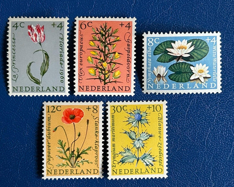 Netherlands - Original Vintage Postage Stamps- 1960 - Flowers - for the collector, artist, crafter - scrapbook, decoupage