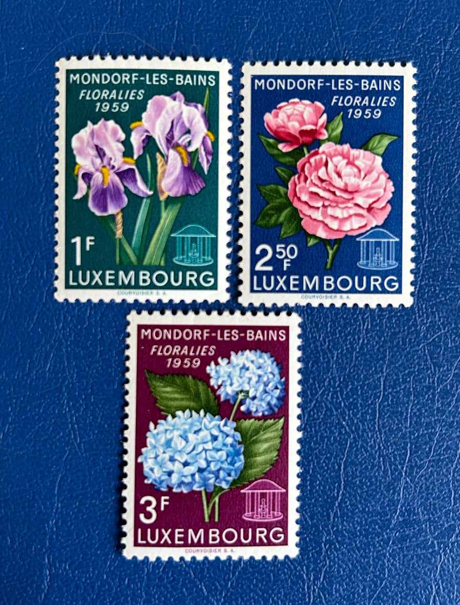 Luxembourg - Original Vintage Postage Stamps- 1959 - Flowers: Mondorf-les-Bains Festival - for the collector, artist, or crafter