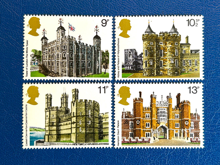 United Kingdom - Original Vintage Postage Stamps - 1978 - Historic Buildings - for the collector, artist or crafter - scrapbook, collage
