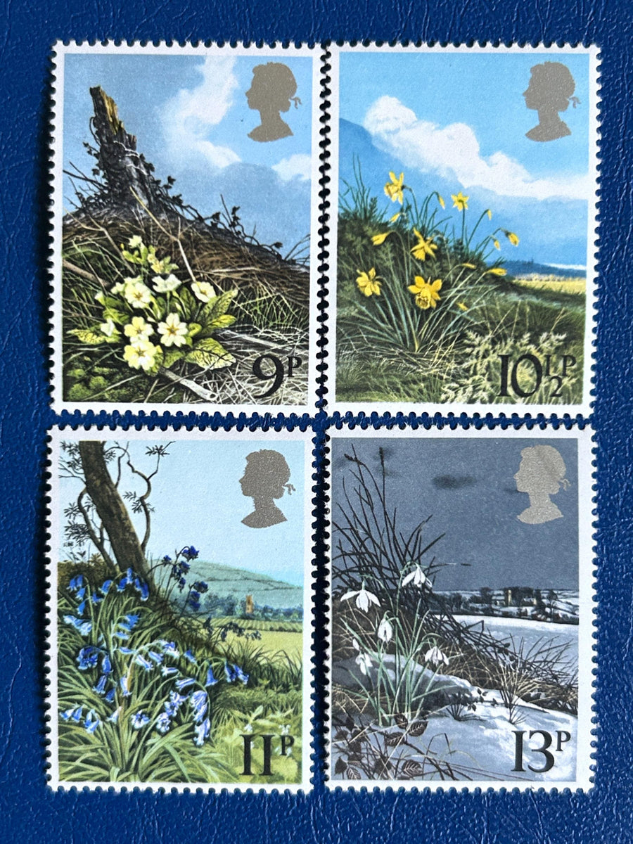 United Kingdom - Original Vintage Postage Stamps - 1979 - Flowers - for the collector, artist or crafter - scrapbook, collage, decoupage