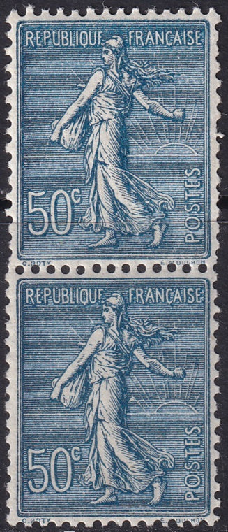 France 1921 Sc 144 pair MLH*/MNH**