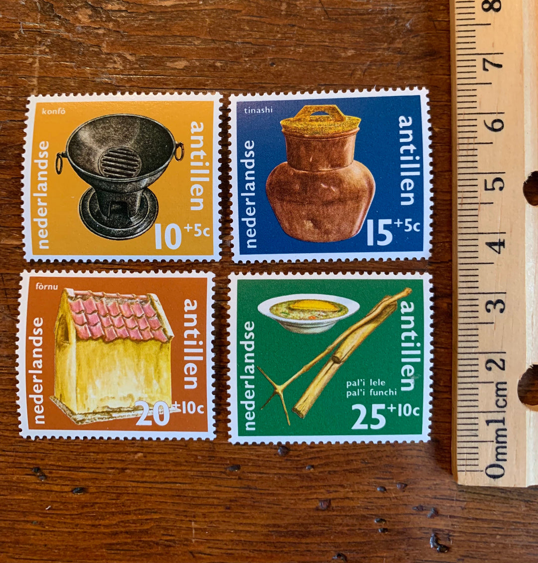 Netherlands Antilles- Original Vintage Postage -1971 Kitchen Utensils