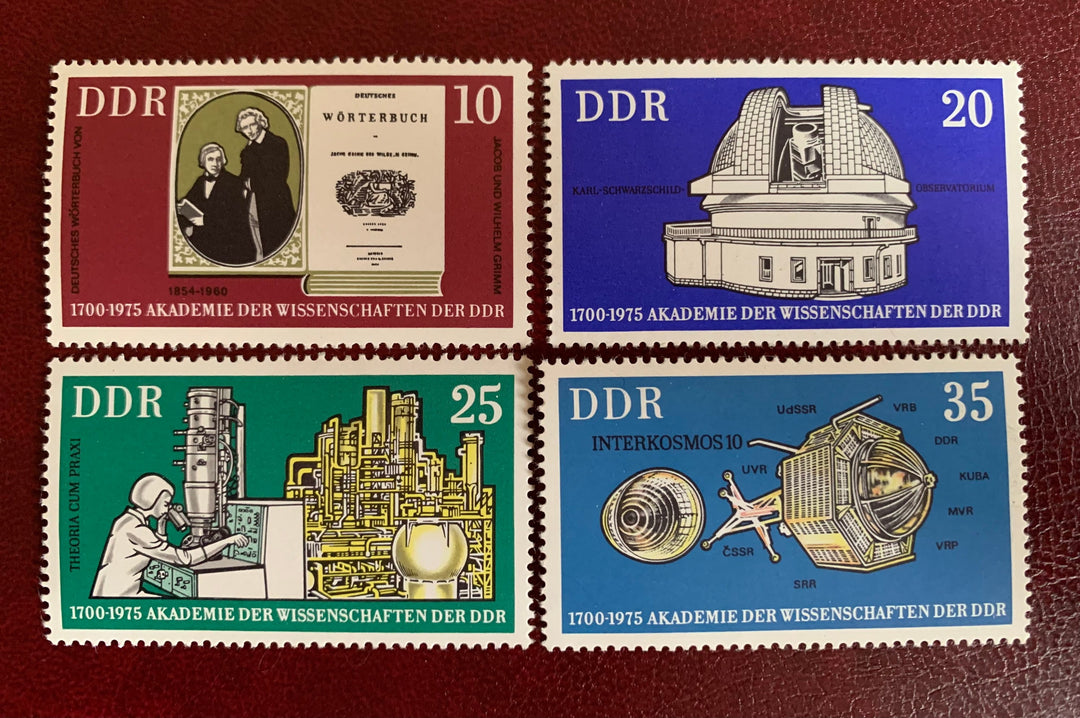 Germany (DDR) - Original Vintage Postage Stamps- 1975 Academy of Science- for the collector, artist or crafter