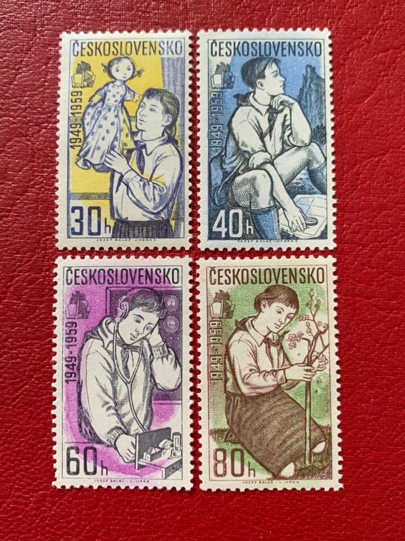 Czechoslovakia - Original Vintage Postage Stamps -1959 Young Pioneers Movement -for the collector, artist or crafter- scrapbook, decoupage