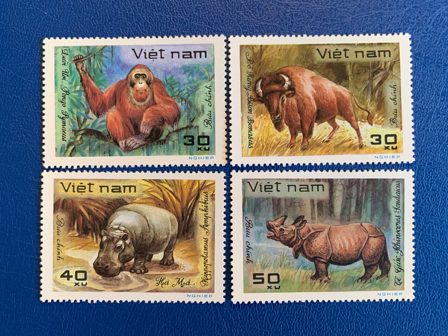 Vietnam - Original Vintage Postage Stamps- 1981 - World Animals