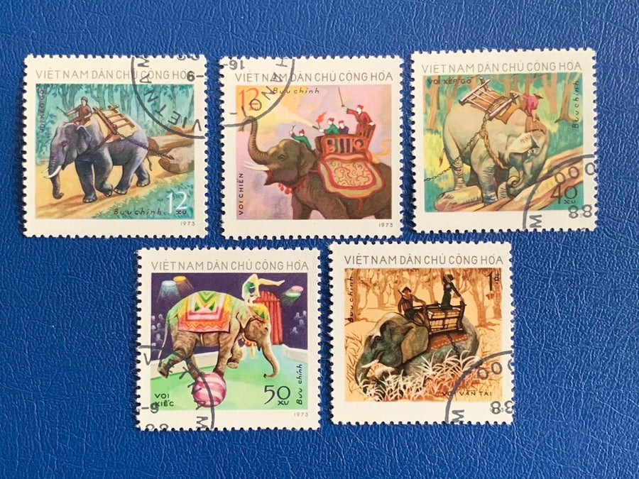 Vietnam - Original Vintage Postage Stamps- 1973 Elephants