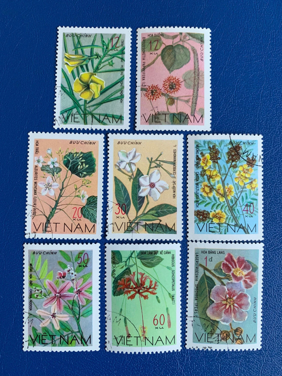 Vietnam - Original Vintage Postage Stamps- 1977 Wild Flowers - mixed mint & used