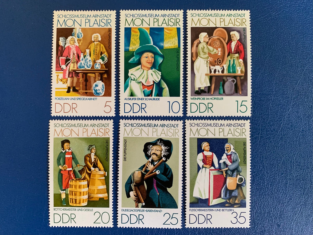 Germany (DDR) - Original Vintage Postage Stamps- 1974 Mon Plaisir  - for the collector, artist or crafter - scrapbooks, journals