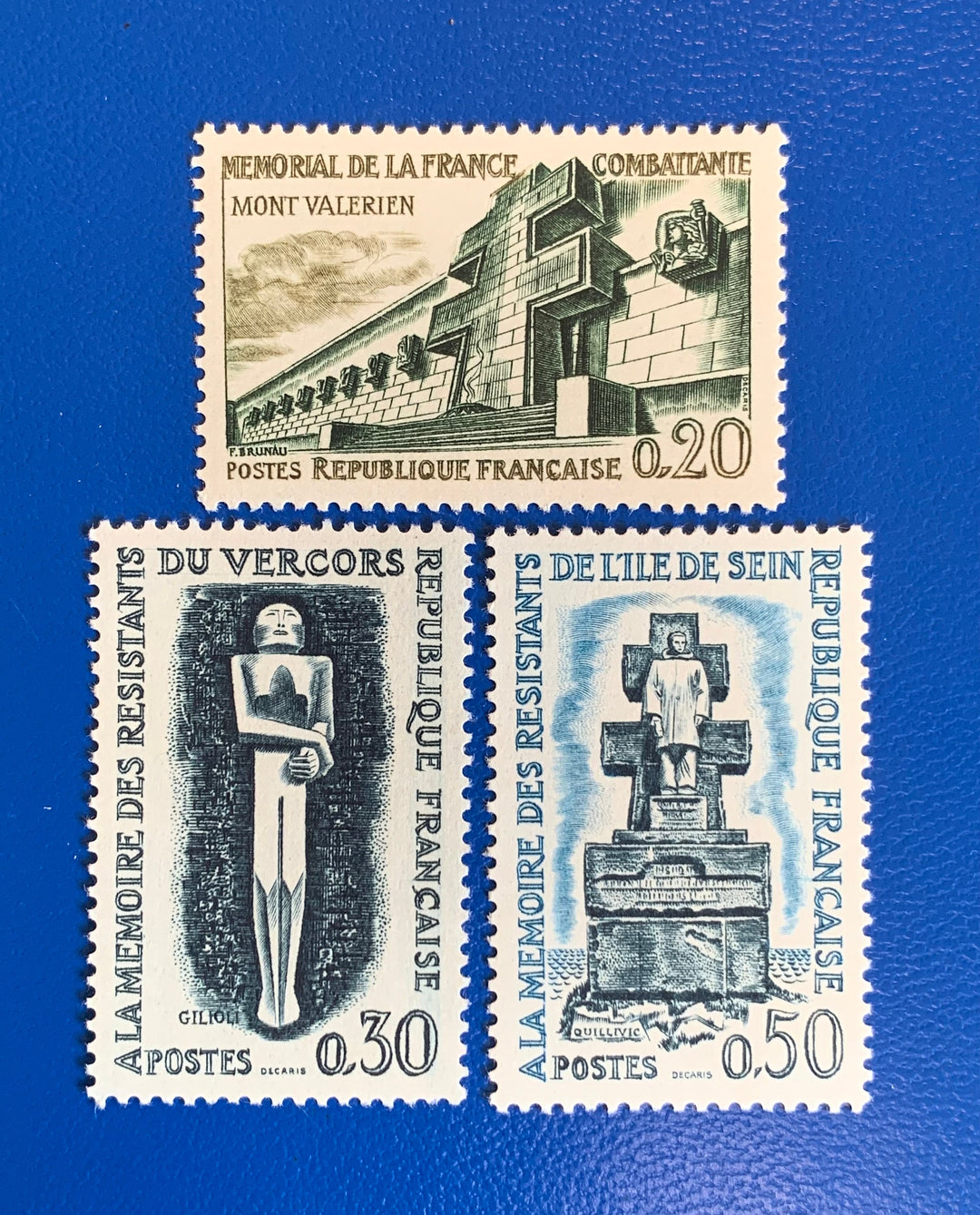 France - Original Vintage Postage Stamps- 1940 - Resistance Fighters Memorial - for the collector, artist or crafter