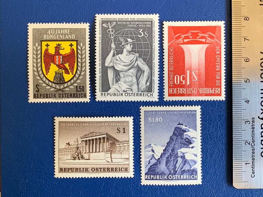 Austria - Original Vintage Postage Stamps - 1961 - WWII, Sonnblick Observatory, World Bank Congress, Burgenland, Austrian Court