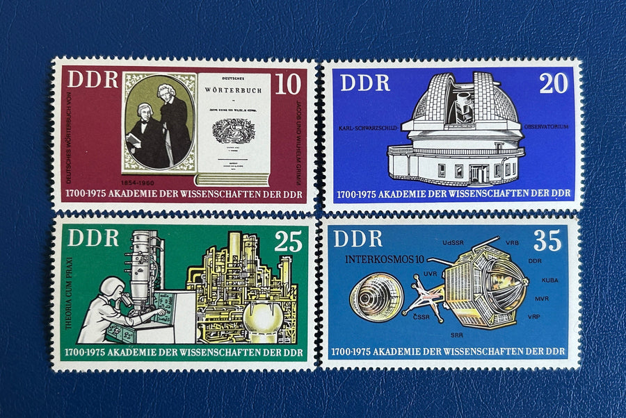 Germany (DDR) - Original Vintage Postage Stamps- 1975 - Academy of Science - for the collector, artist or crafter